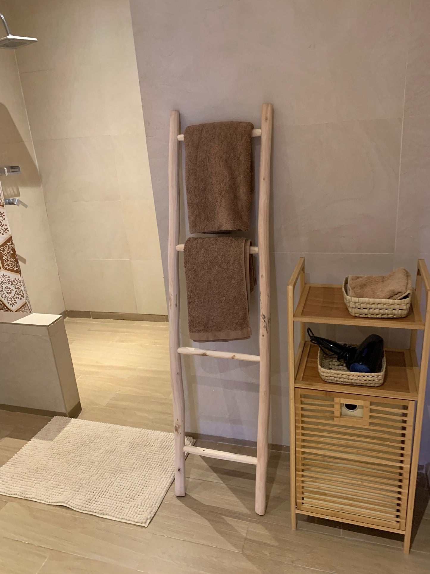 Wooden Towel and Blanket Ladder